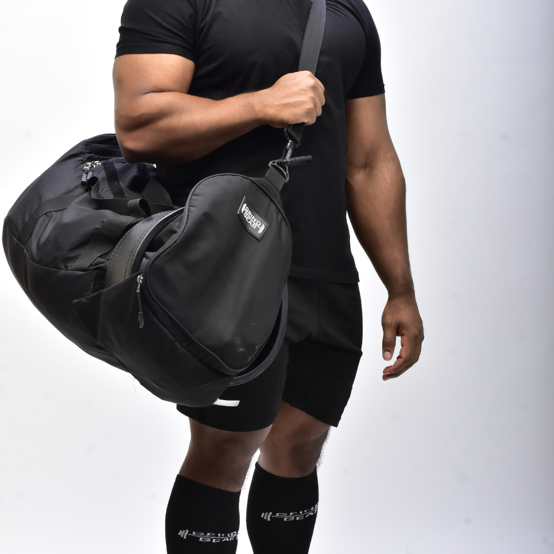 POWERLIFTING DUFFLE BAG 40L WITH BELT HOLDER