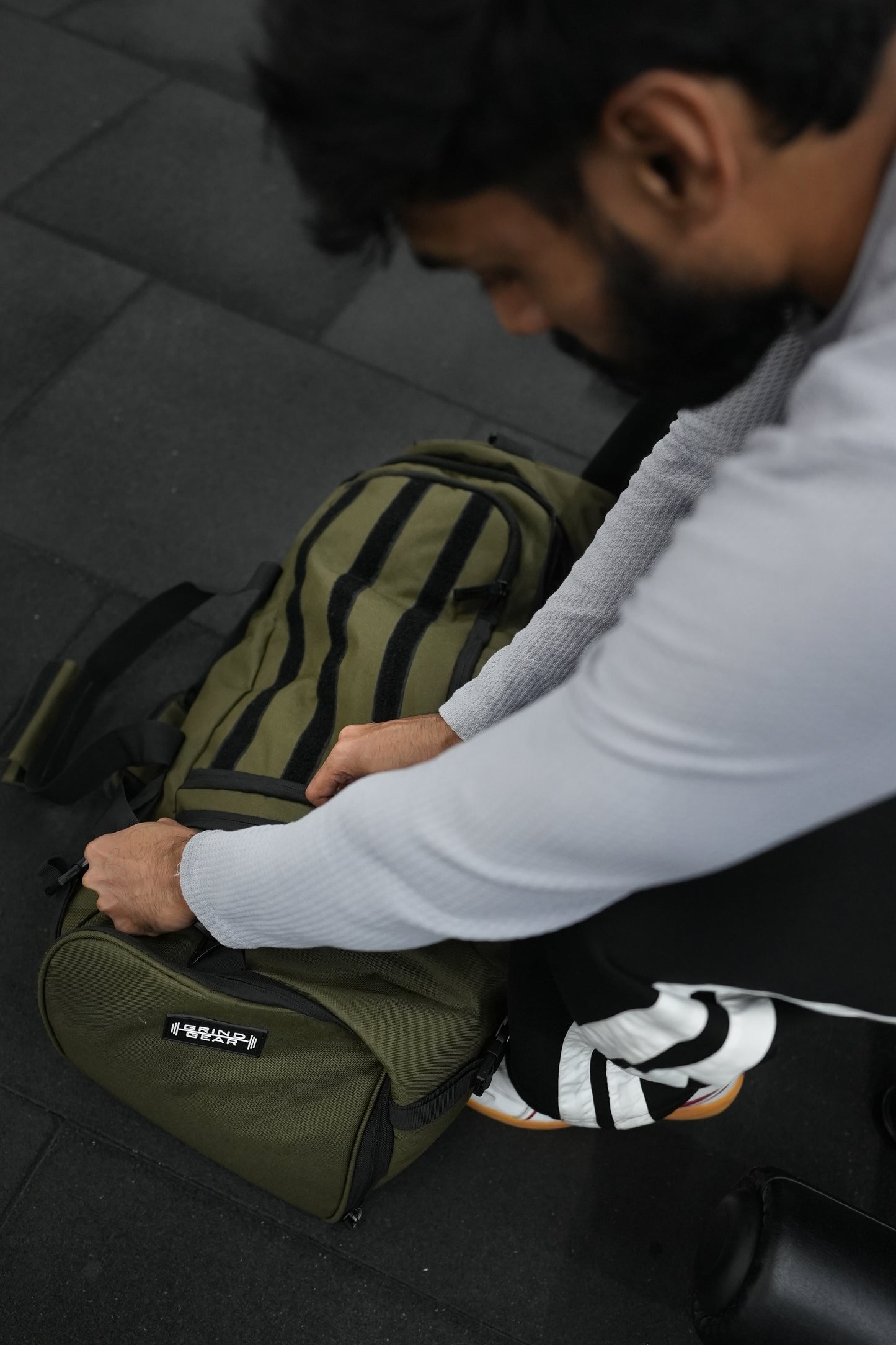 POWERLIFTING DUFFLE BAG 40L WITH BELT HOLDER